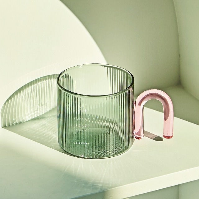 Pastel Glass Wavy Straws - Shop Online on roomtery