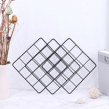 Wire Grid Photo Display