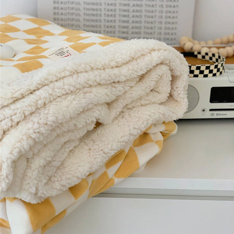 checkered bed quilt cover fluffy soft cozy throw blanket indie aesthetic room decor roomtery