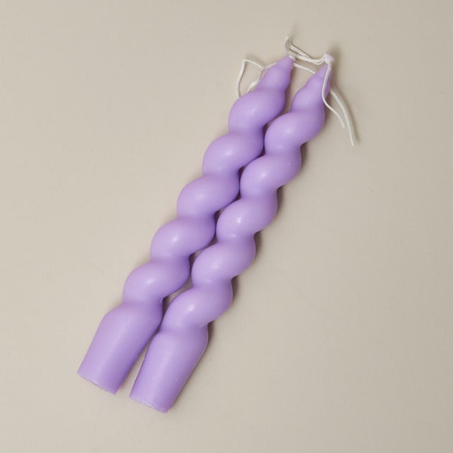 https://roomtery.com/cdn/shop/products/spiral-twisted-danish-pastel-aesthetic-candles-roomtery10-1.jpg?v=1659018936&width=1946