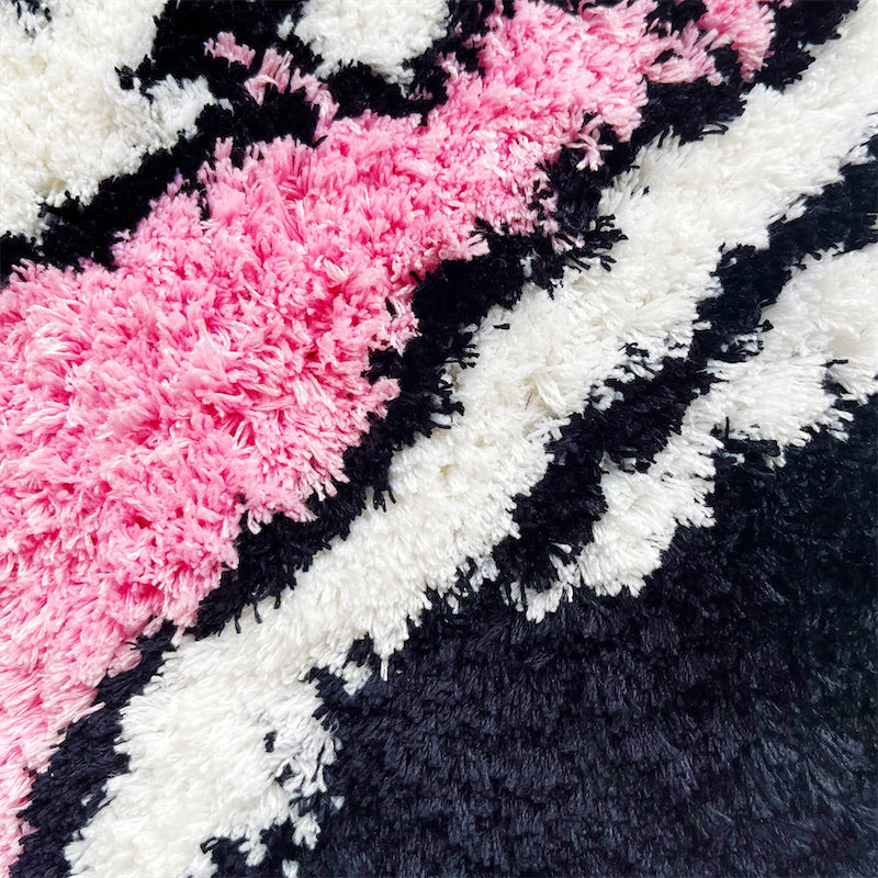 reverse card fluffy accent rug