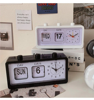 vintage retro style table mechanical flip clock Desktop Digital Clock with Calendar Clock Home Decor Vintage Home Decor roomtery