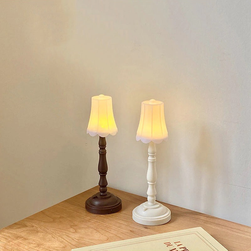 vintage aesthetic retro table lamp roomtery